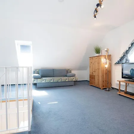 Strandresidenz 9 *